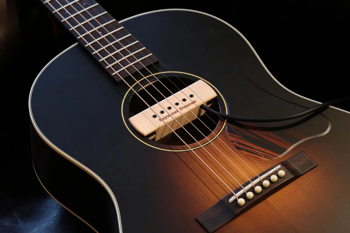 Seymour Duncan SA-3XL Série Rosace Woody Hum-Canceling Micro pour Guitare acoustique Marron